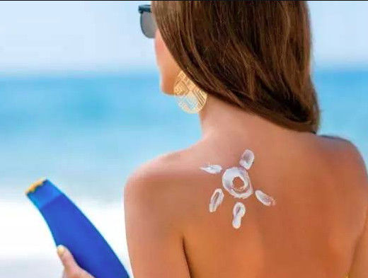 Cas 70356-09-1 Butyl Methoxydibenzoylmethane UV Absorber Additive Offer Good Protection To Human Skin