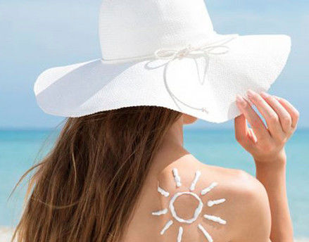 PEG-100 Stearate &amp; Glyceryl Stearate CAS 9004-99-3&amp;123-94-4 Traditional Emulsifiers For Cosmetic And Hair Products