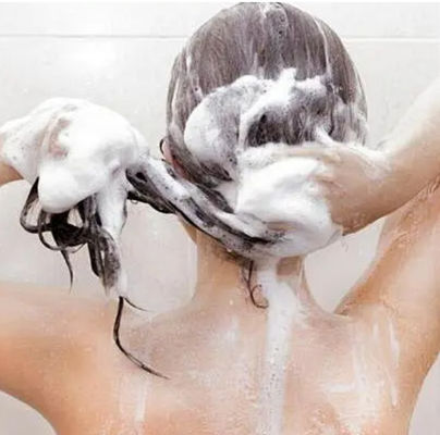 CAS 65497-29-2 Cationic Guar Hydroxypropyltrimonium Chloride For Hair , Improving Dry &amp; Wet Combing Of Hair