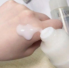 Emulsifiers PEG-100 Stearate &amp; Glyceryl Stearate Nonionic Self-Emulsifying Glyceryl Monostearate For Facial Cleanser