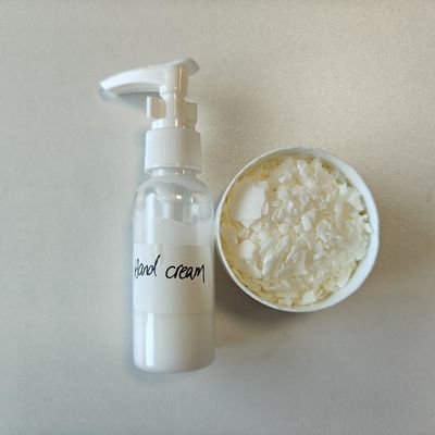 PEG-120 Methyl Glucose Trioleate Cas 1338929-66-0 Personal Care Ingredient Emulsifier Thickeners In Cosmetics
